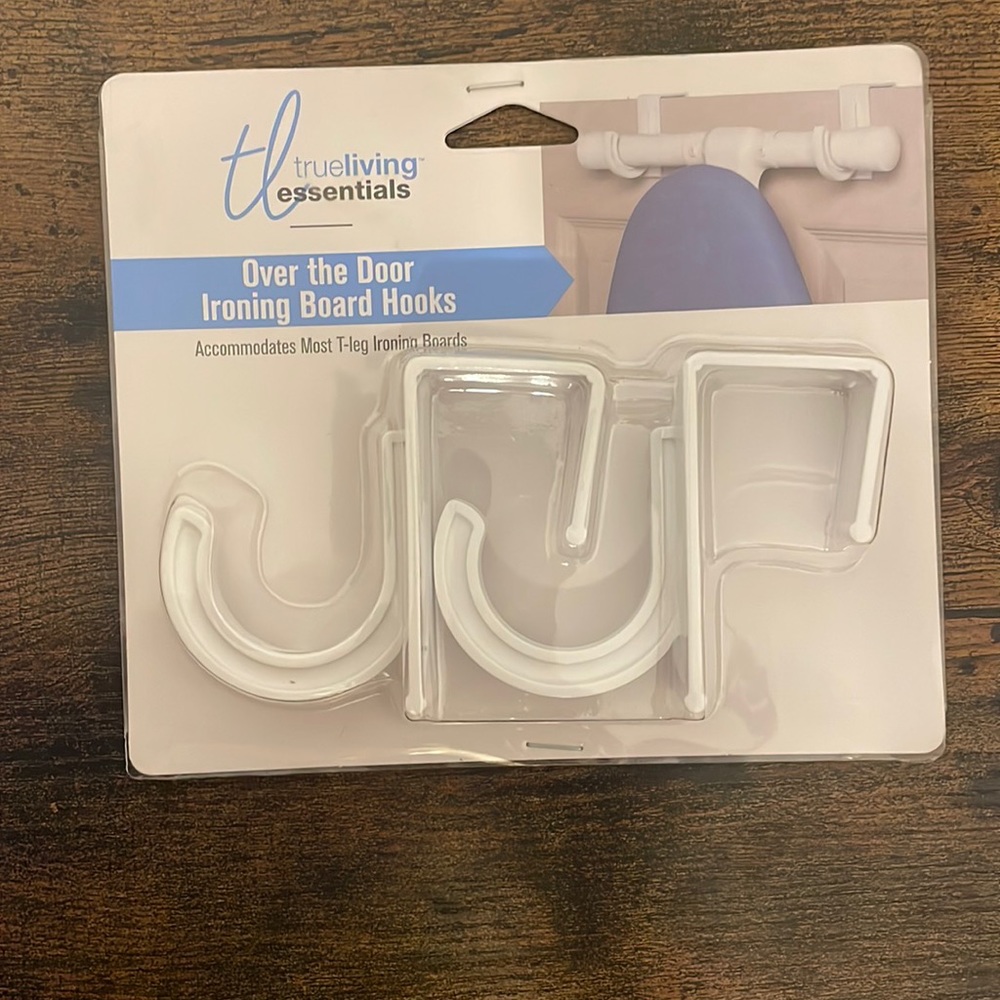 New True Living Essentials Over the door Iron inc board hooks
